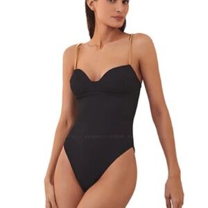 VIX MANDY DETAIL ONE PIECE
